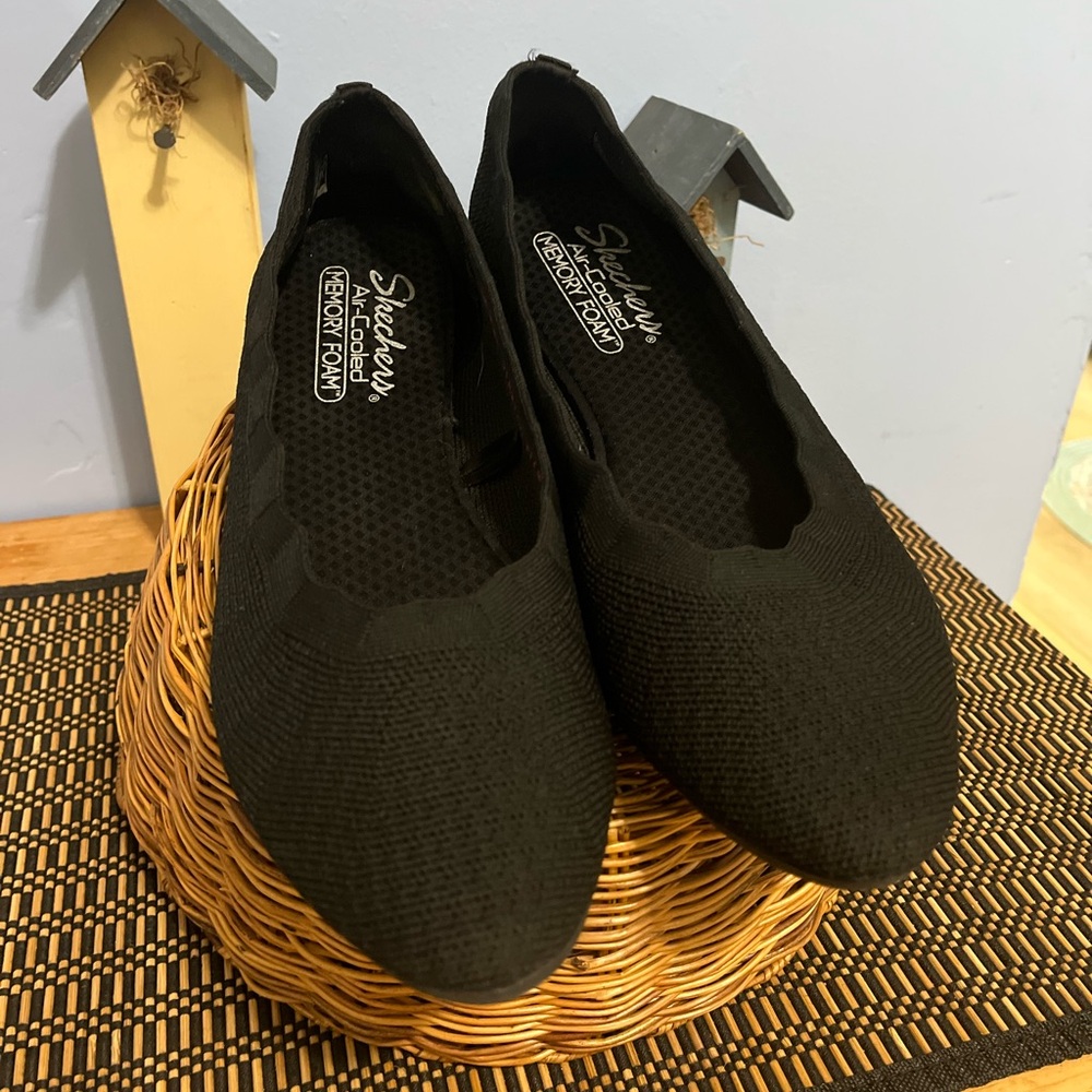 Skechers Women's Elegant Black Loafers